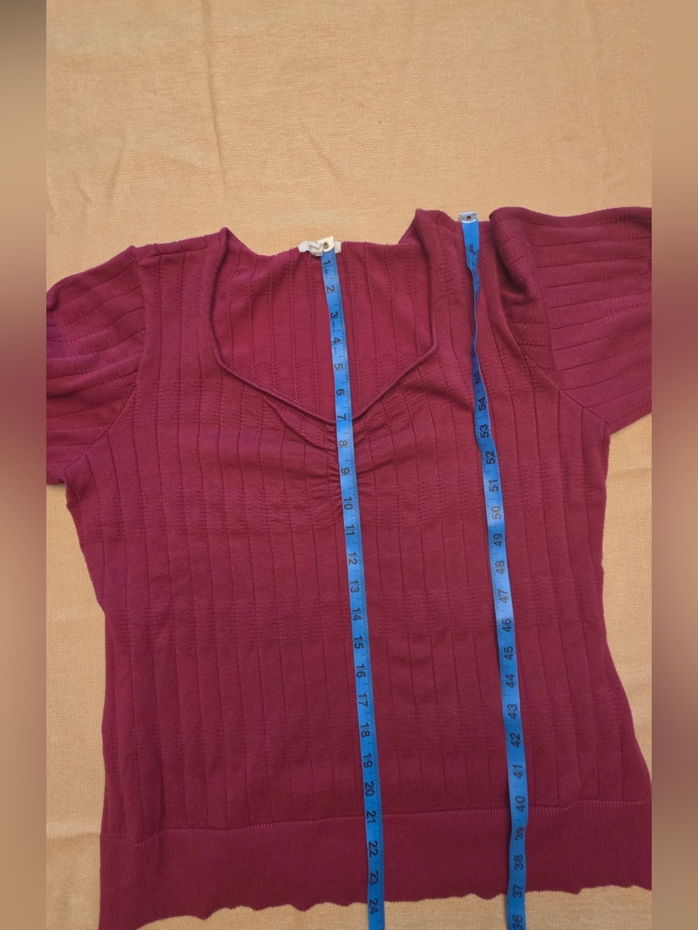 Maurices Raspberry Ribbed V-Neck Short Sleeve Top with Ruched Detail - Picture 5 of 6